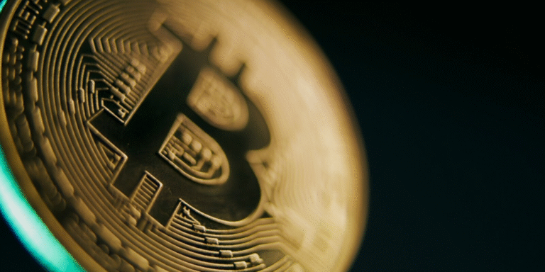Public Keys: Twenty One’s Bitcoin Play, XRP Futures Competition, and Investors Love Solana Treasury Companies